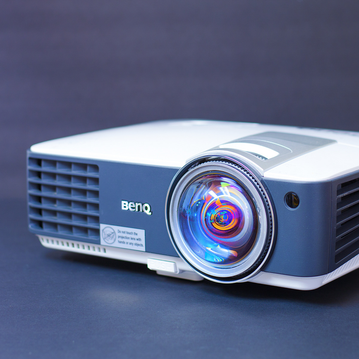 BenQ MW824ST Short-Throw Projector USED