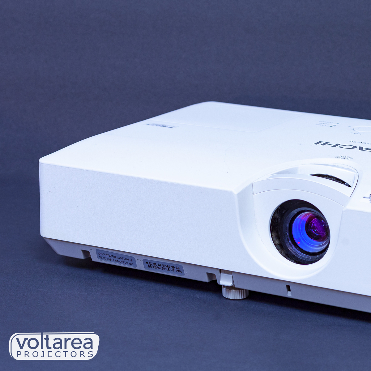 Hitachi CP-X2530WN Projector USED