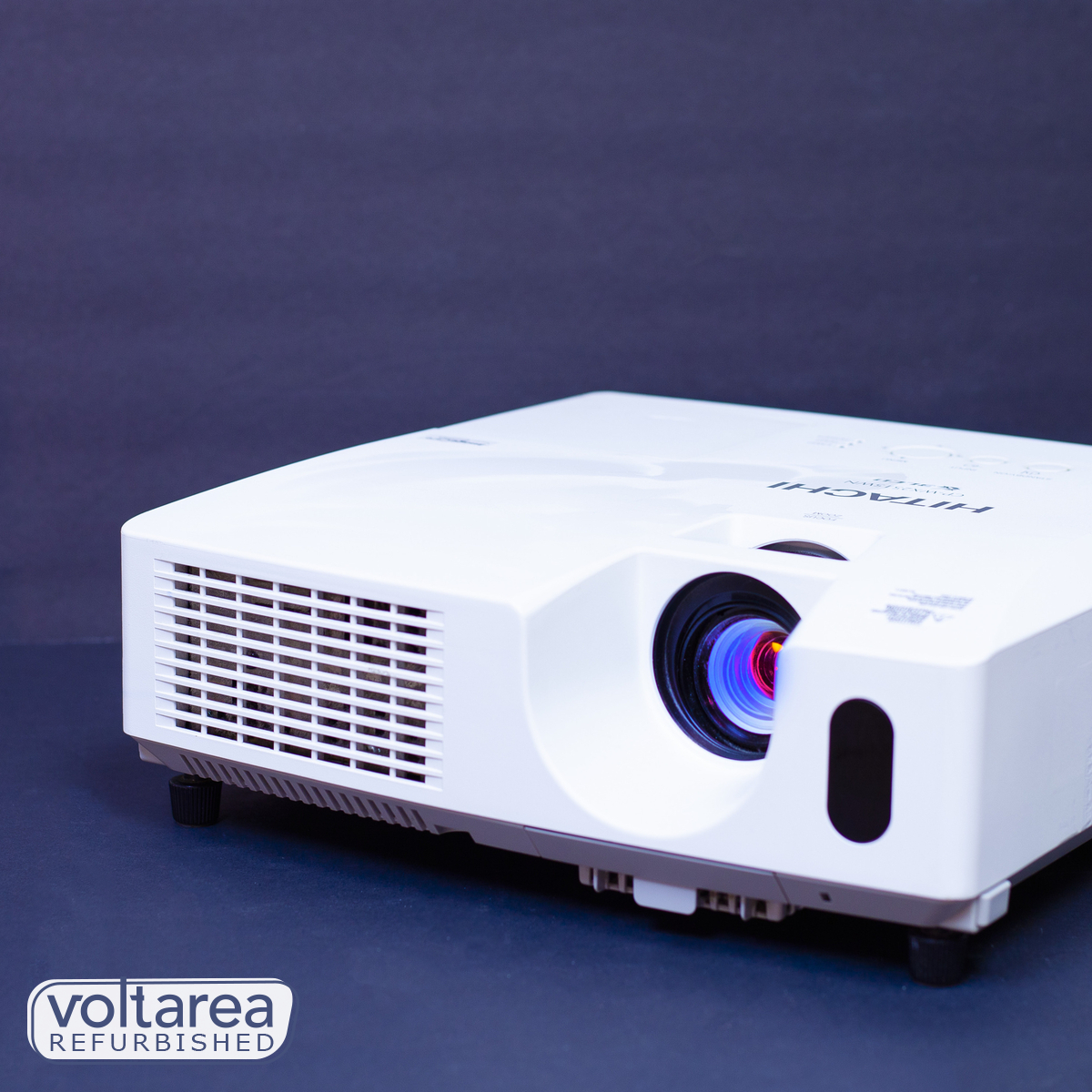 HITACHI CP-X2011N Projector USED