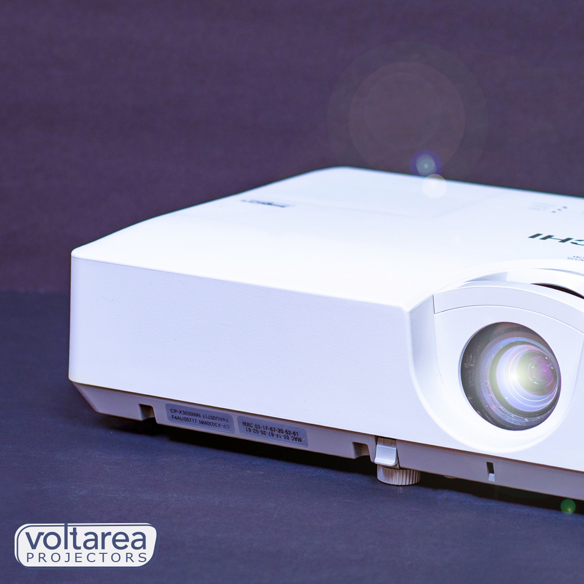 Hitachi CP-X2541WN Projector USED