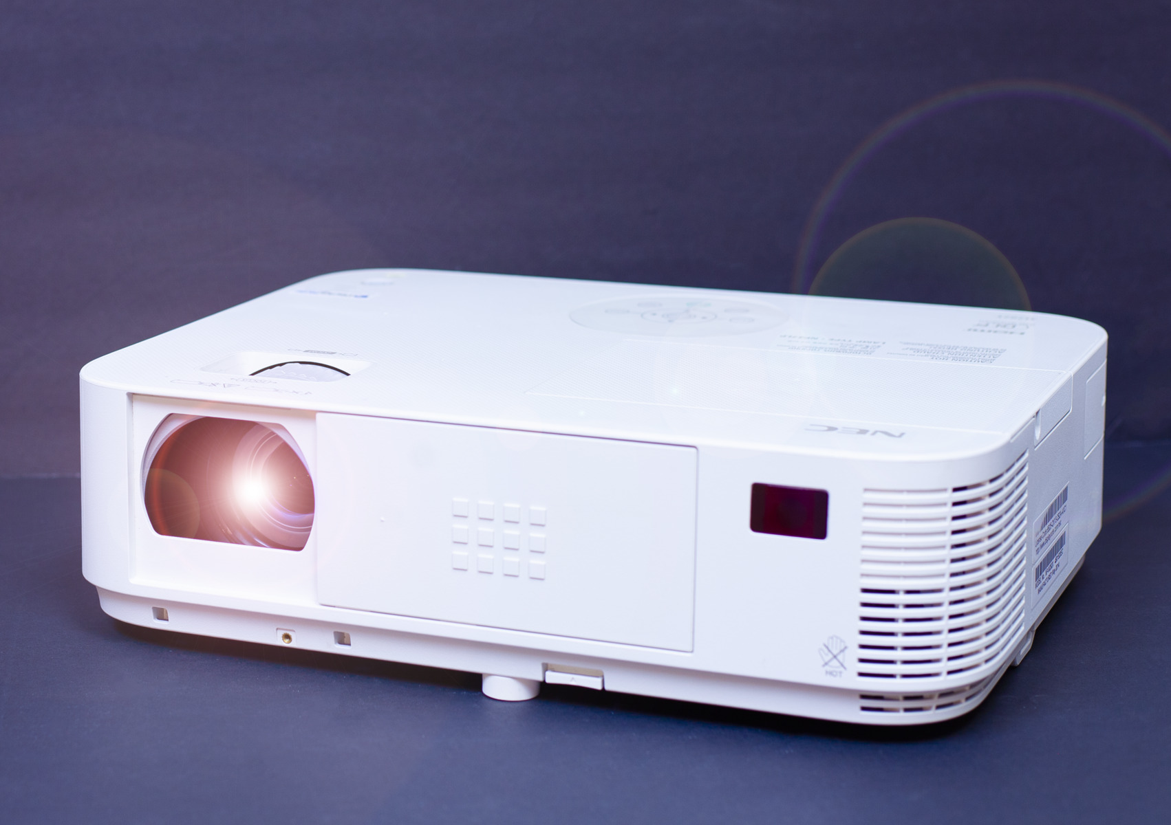 NEC NP-M282X Used Projector 2800 Lumens XGA up to 600HR